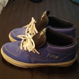 Vans half cabs